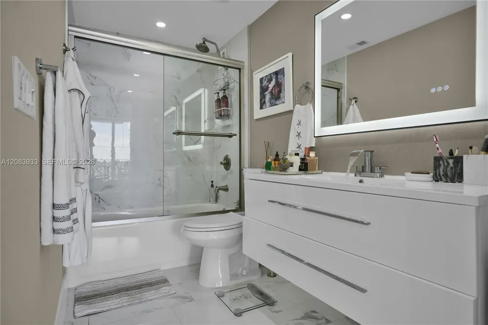 770 NE 69th St #5D Miami, FL 33138