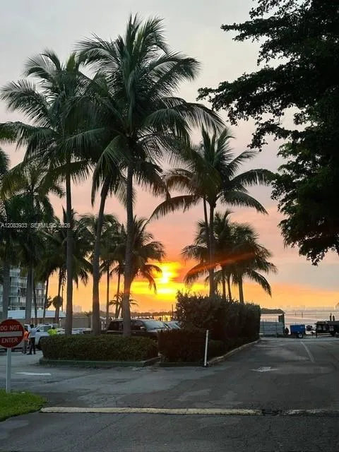 770 NE 69th St #5D Miami, FL 33138