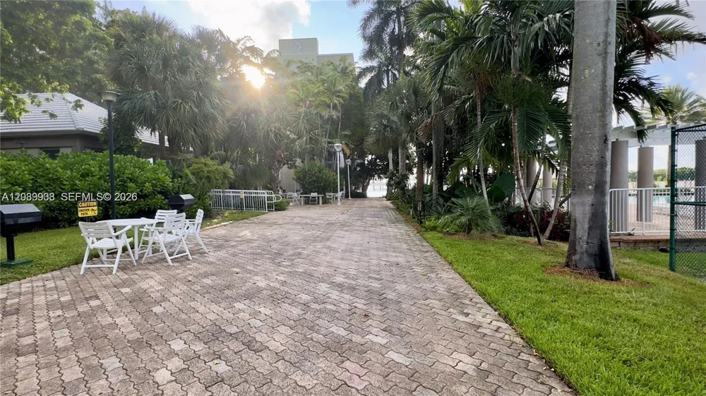 770 NE 69th St #5D Miami, FL 33138