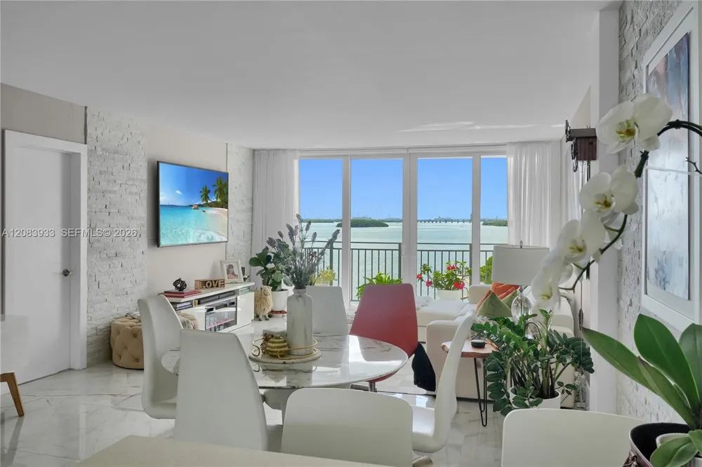 770 NE 69th St #5D Miami, FL 33138