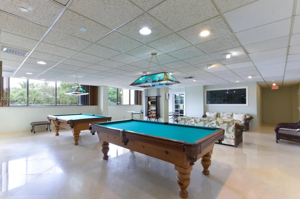 5600 Flagler Dr #1502 West Palm Beach, FL 33407