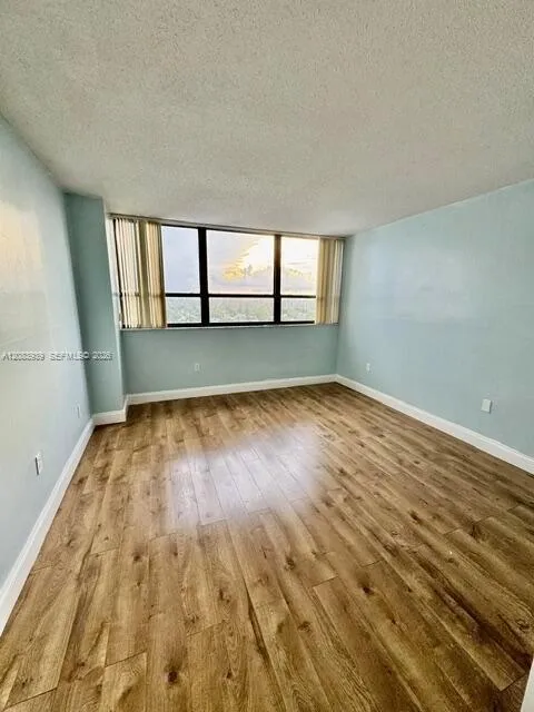 5600 Flagler Dr #1502 West Palm Beach, FL 33407