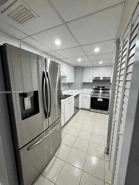 5600 Flagler Dr #1502 West Palm Beach, FL 33407