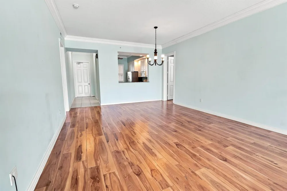 25 HARBOUR ISLE DRIVE W #104 Fort Pierce, FL 34949