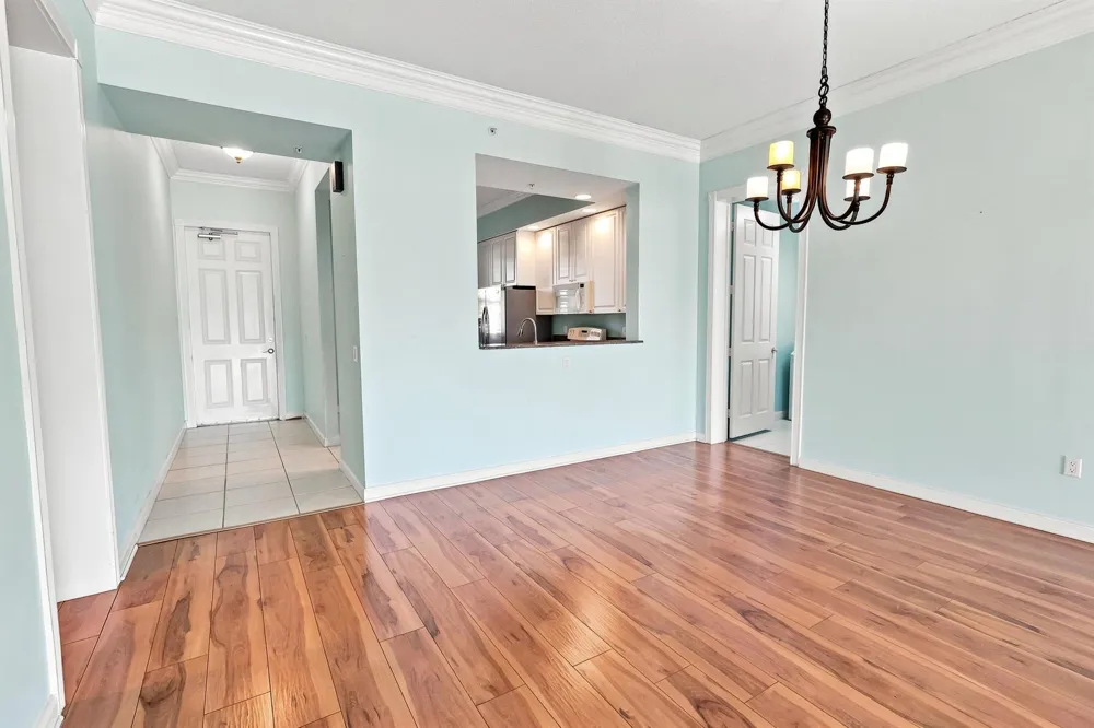 25 HARBOUR ISLE DRIVE W #104 Fort Pierce, FL 34949