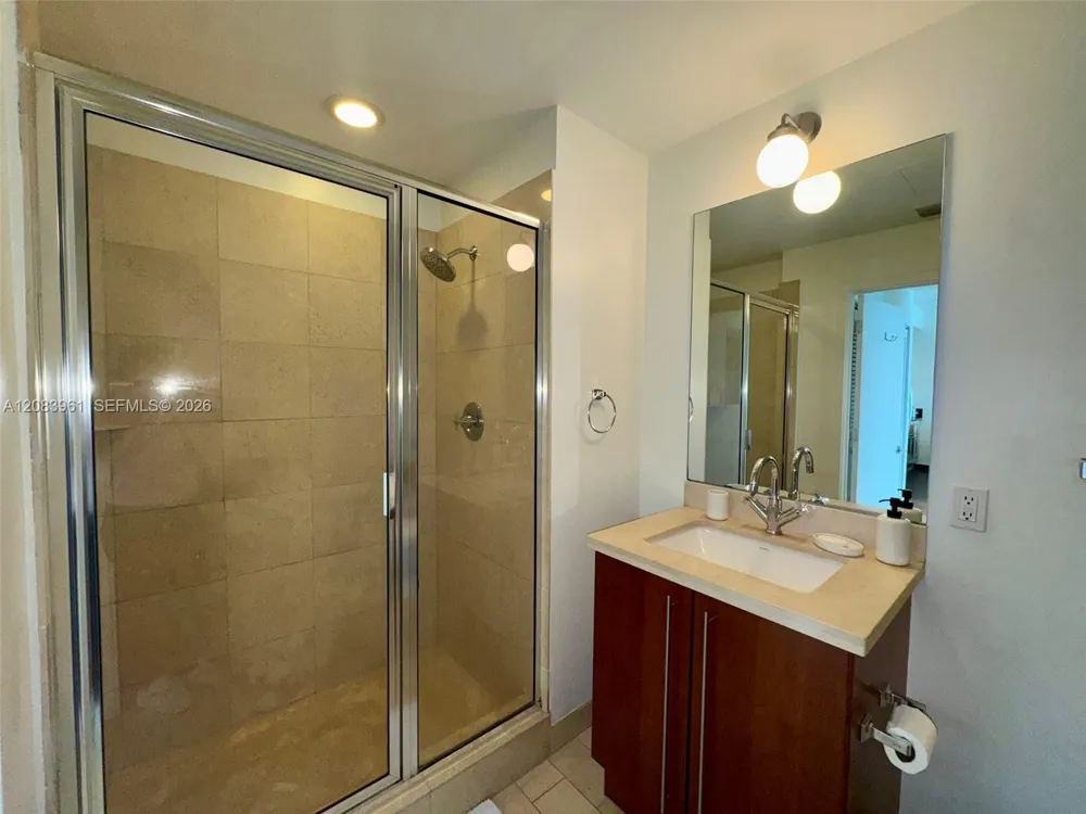 79 SW 12th St #1502 Miami, FL 33130