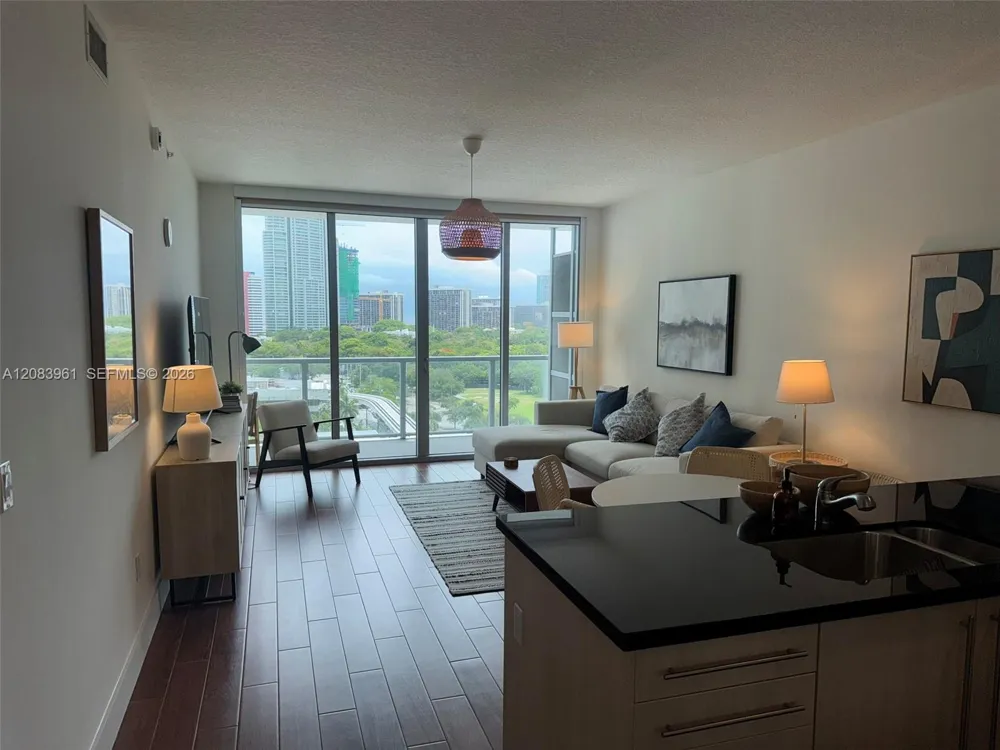 79 SW 12th St #1502 Miami, FL 33130