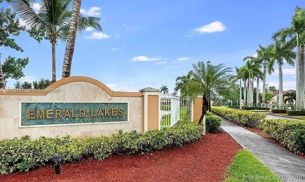 833 SW 148th Pl #833 Miami, FL 33194