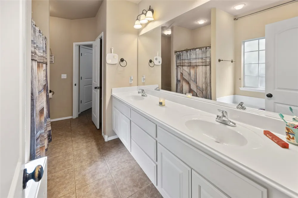 68387 S 317 ROAD Wagoner, OK 74467