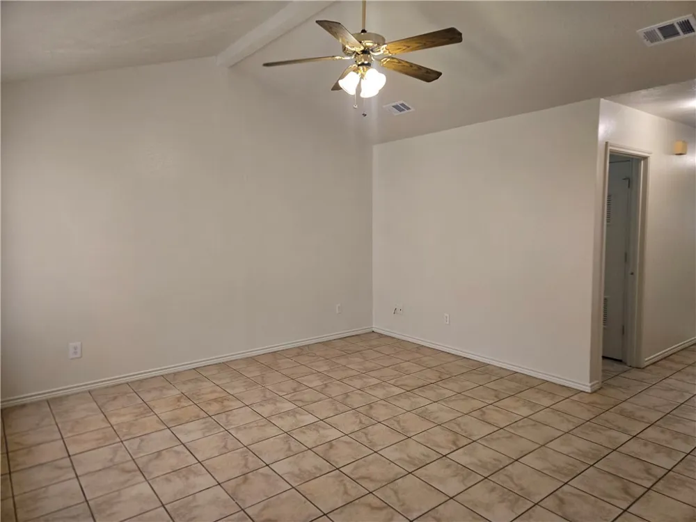 1700 S Dexter Drive College Station, TX 77840