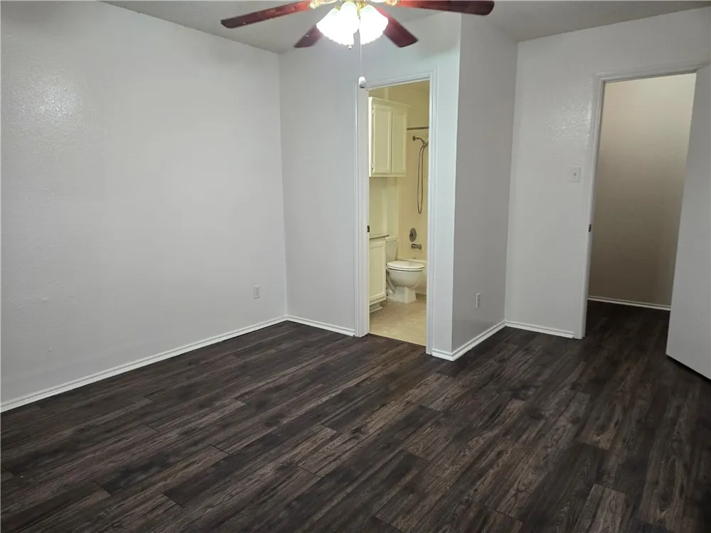 1106 Buttercup Circle College Station, TX 77845