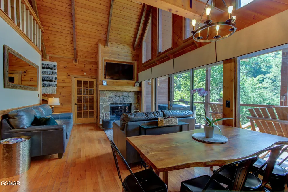 919 Grey Fox Trail Gatlinburg, TN 37738