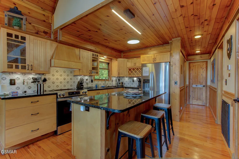 919 Grey Fox Trail Gatlinburg, TN 37738
