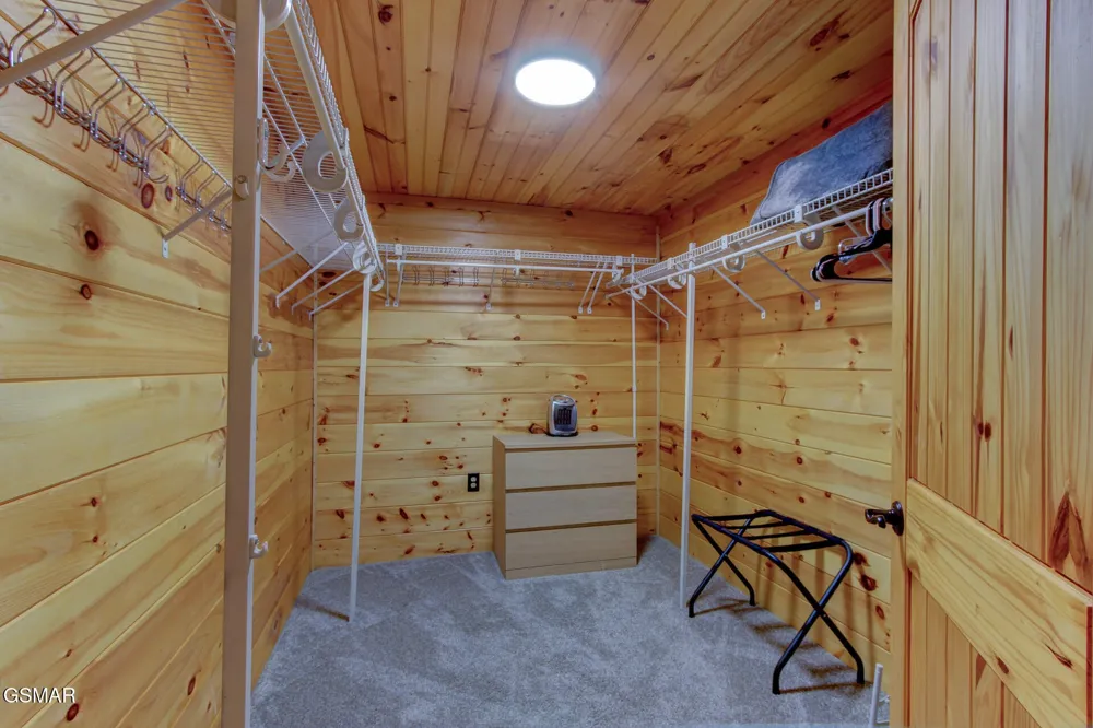 919 Grey Fox Trail Gatlinburg, TN 37738