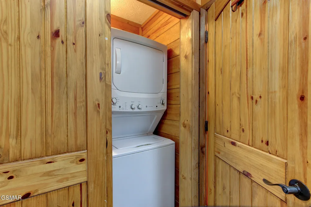 919 Grey Fox Trail Gatlinburg, TN 37738
