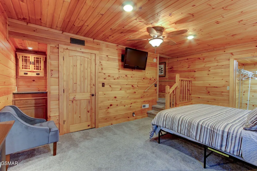 919 Grey Fox Trail Gatlinburg, TN 37738