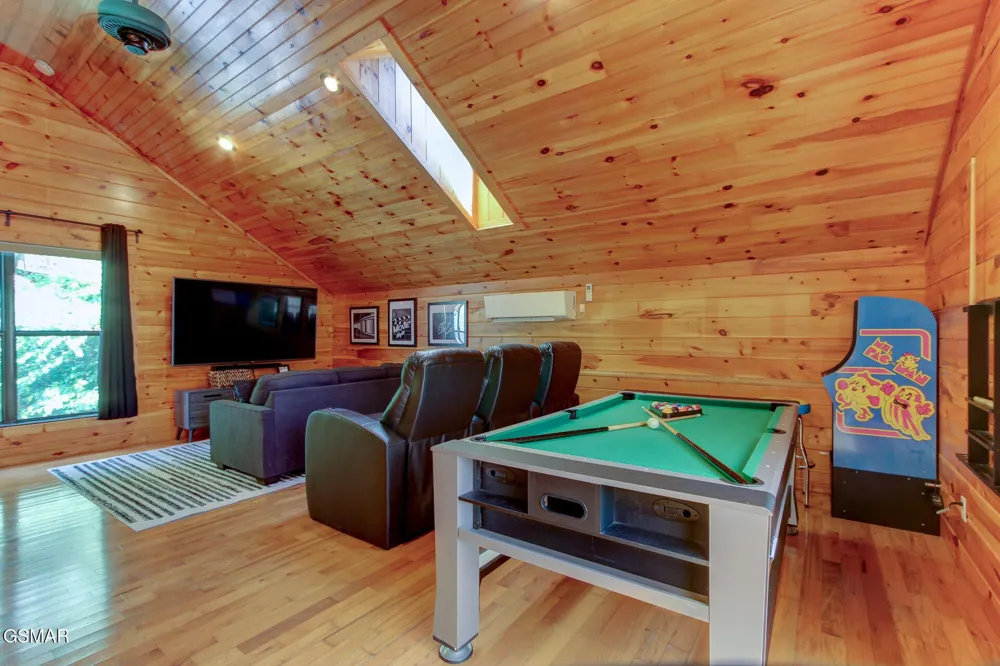 919 Grey Fox Trail Gatlinburg, TN 37738