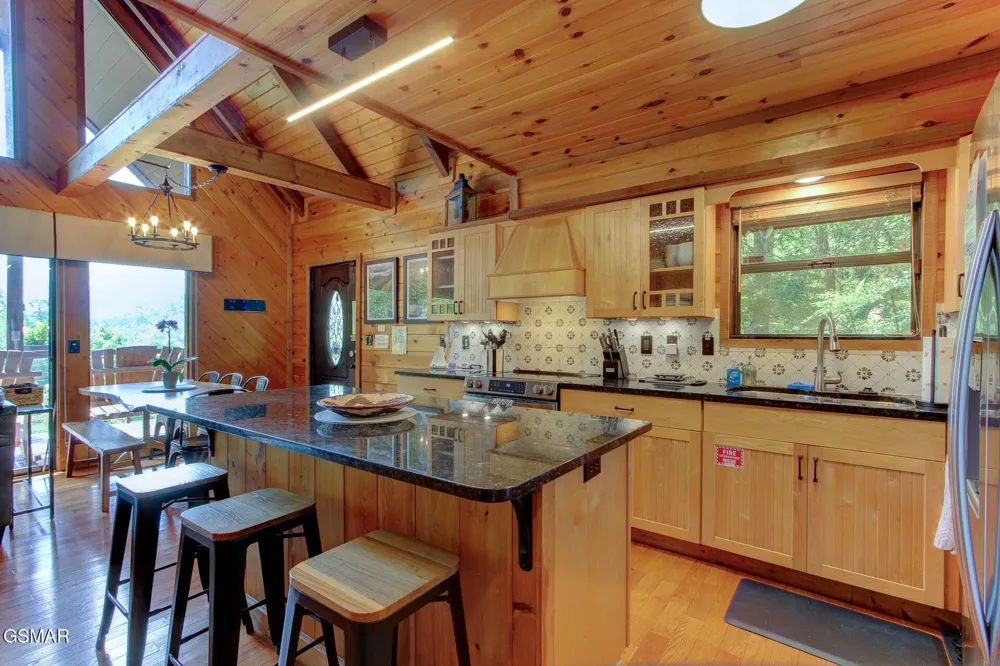 919 Grey Fox Trail Gatlinburg, TN 37738