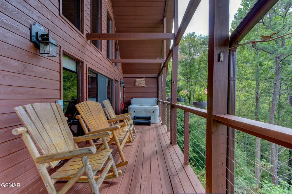 919 Grey Fox Trail Gatlinburg, TN 37738