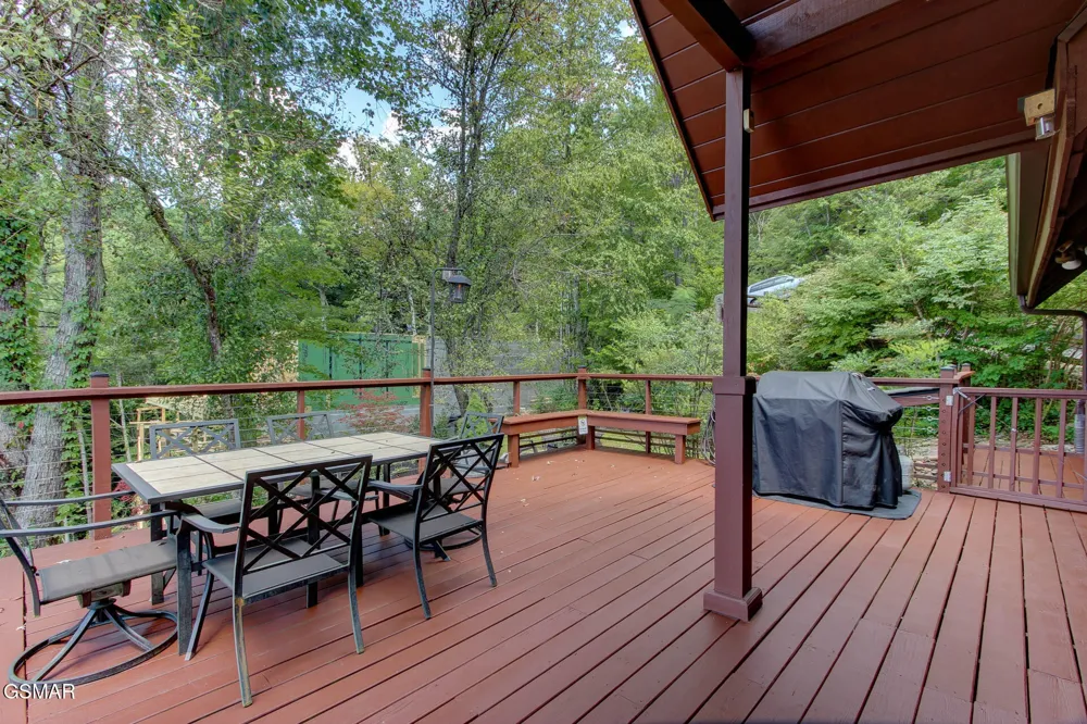 919 Grey Fox Trail Gatlinburg, TN 37738