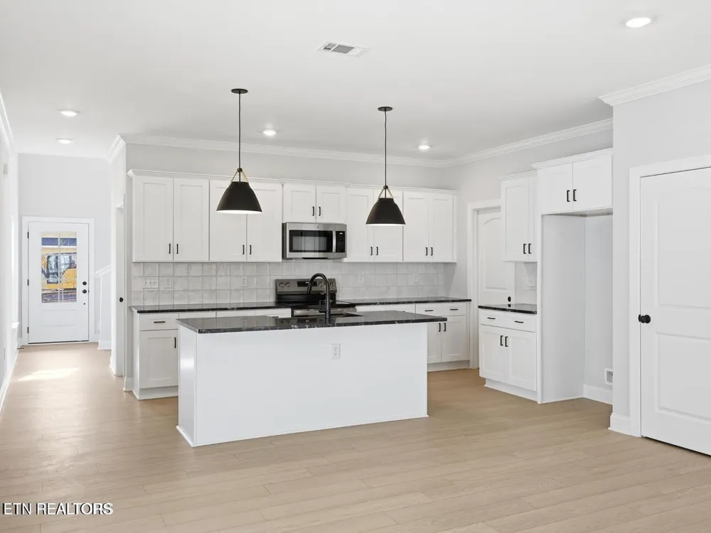 7342 Sun Blossom Lane #176 Knoxville, TN 37924