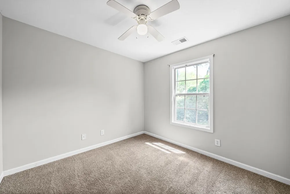 107 Rebecca Lane Clarksville, TN 37042