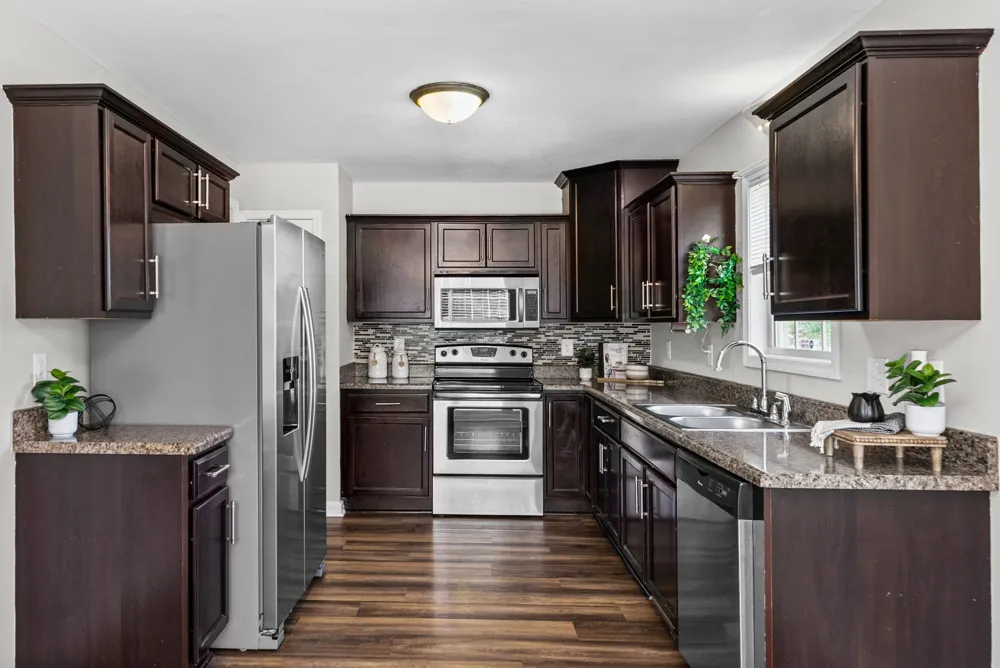 107 Rebecca Lane Clarksville, TN 37042
