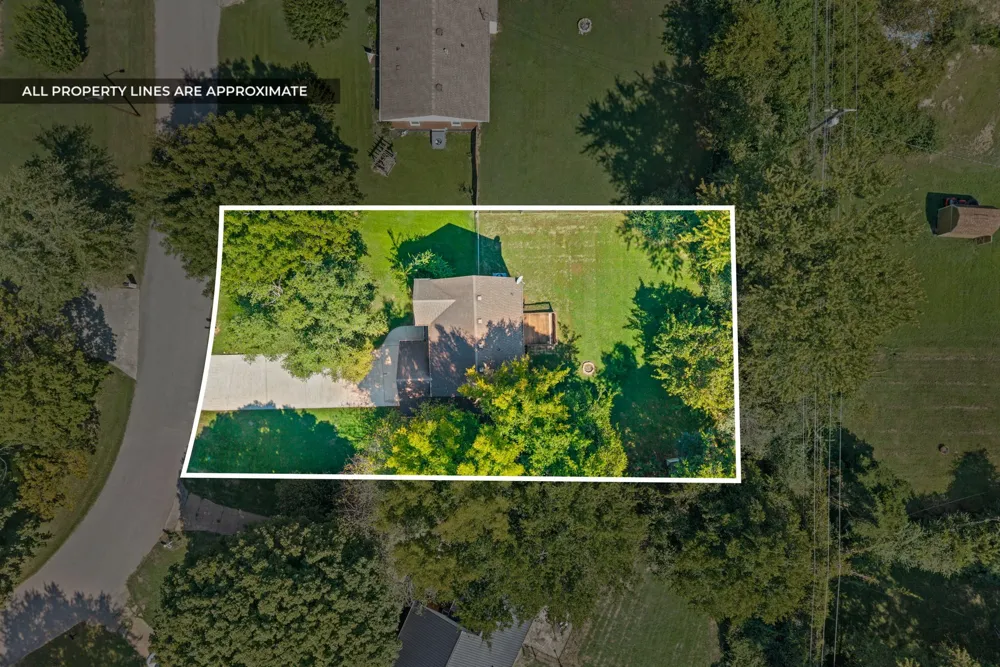 107 Rebecca Lane Clarksville, TN 37042