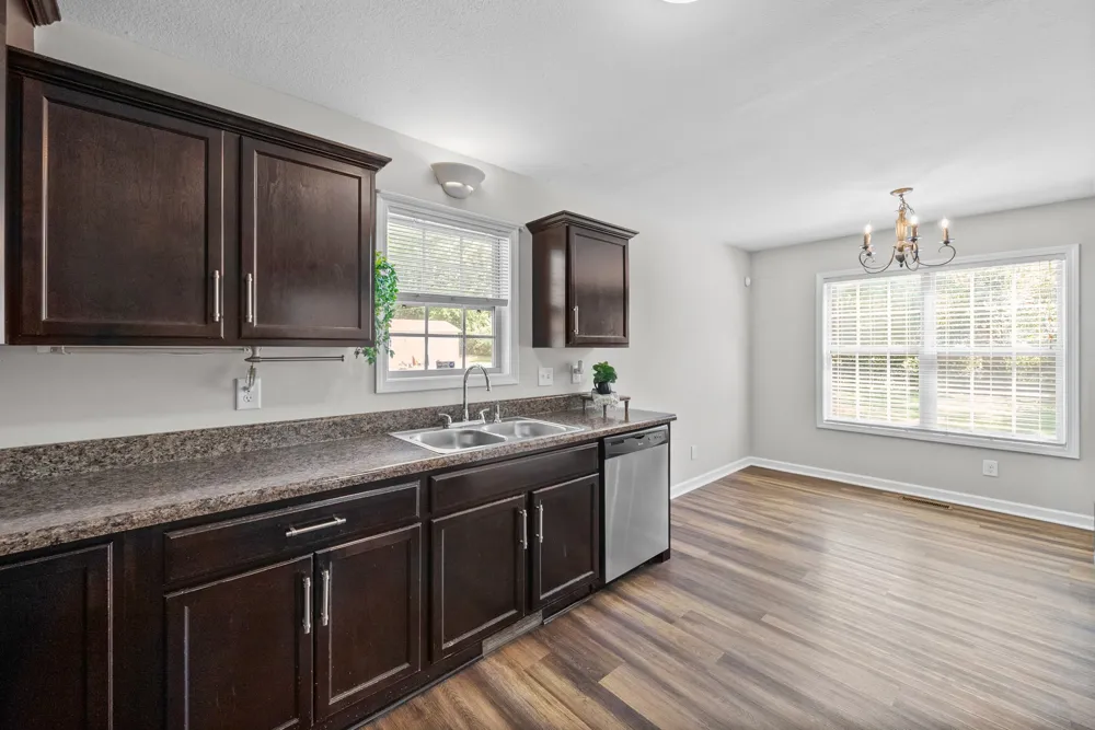 107 Rebecca Lane Clarksville, TN 37042