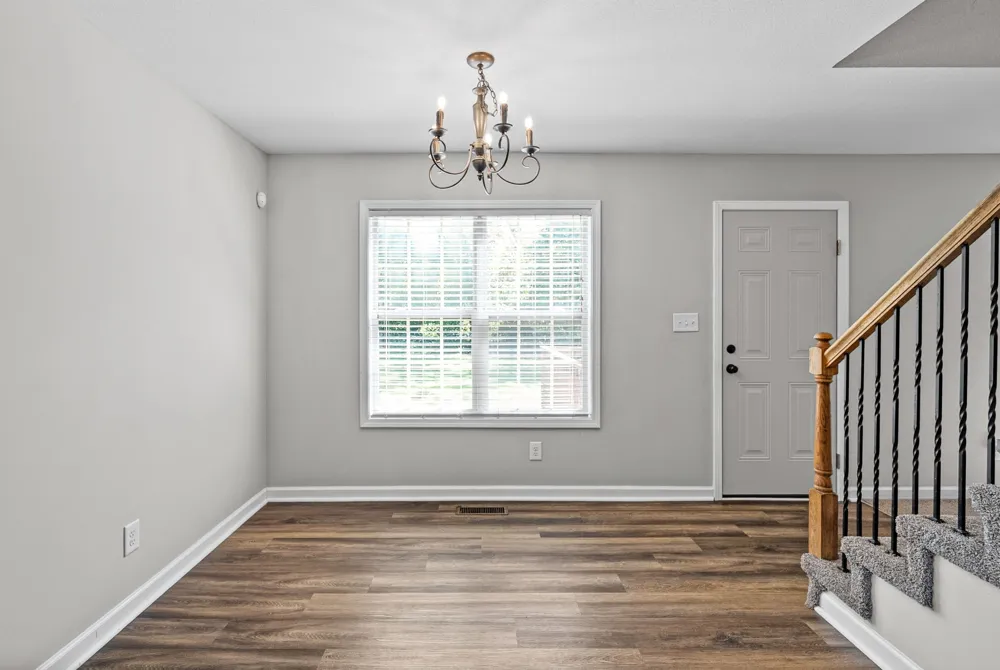 107 Rebecca Lane Clarksville, TN 37042