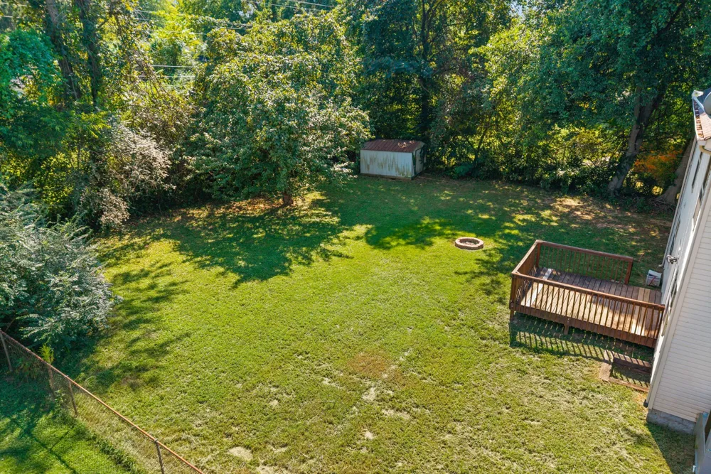 107 Rebecca Lane Clarksville, TN 37042
