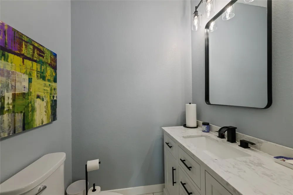 1118 Harmon Hills Road Dripping Springs, TX 78620