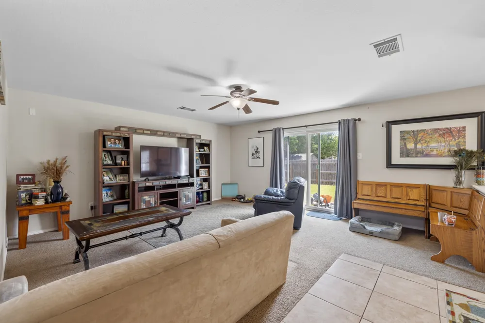 311 Crossland Cove Leander, TX 78641
