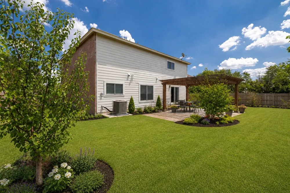 311 Crossland Cove Leander, TX 78641