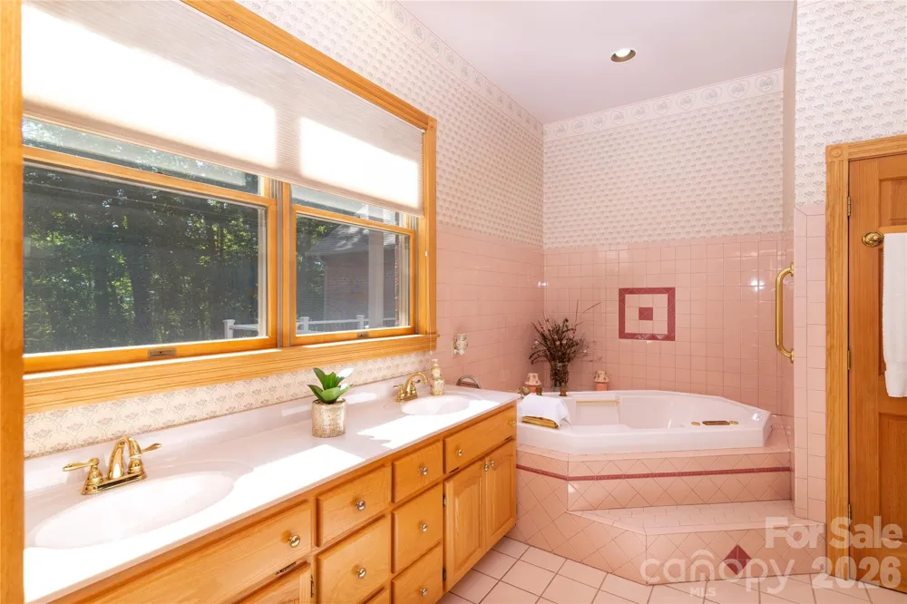 832 Asheville Highway Sylva, NC 28779