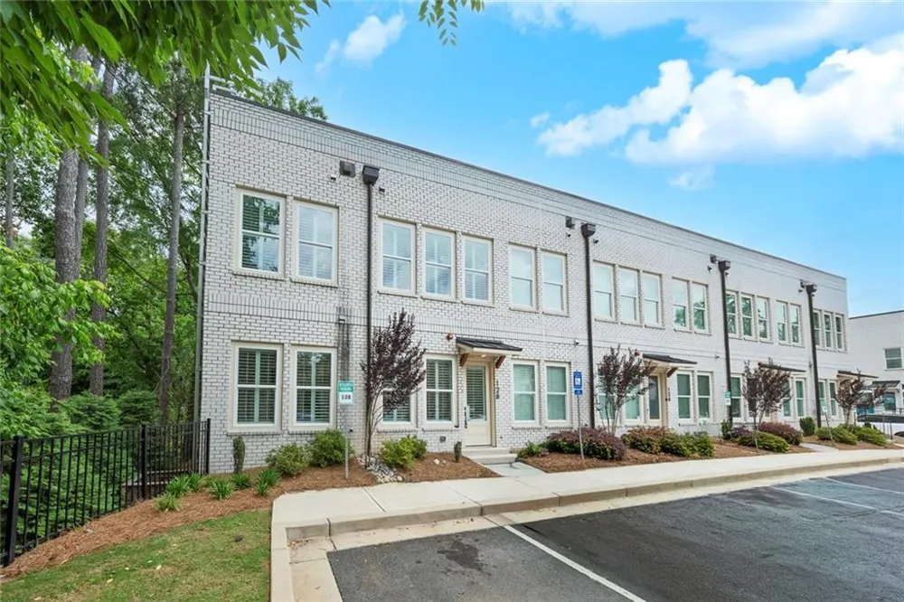 9040 Main Street #128 Woodstock, GA 30188