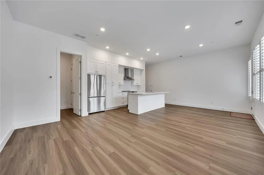 9040 Main Street #128 Woodstock, GA 30188