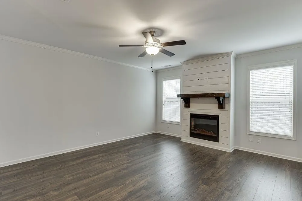 5634 Parkview Lane Flowery Branch, GA 30542