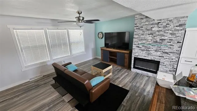 3725 S Granby Way Aurora, CO 80014