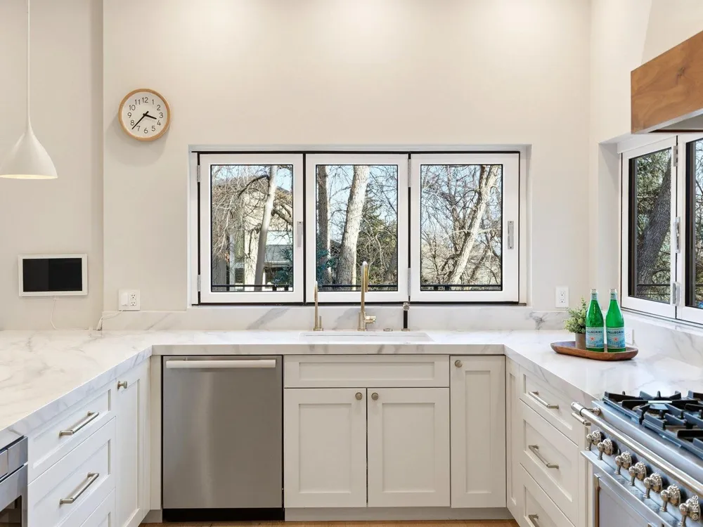 3716 Wonderland Hill Avenue Boulder, CO 80304