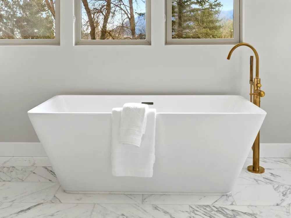 3716 Wonderland Hill Avenue Boulder, CO 80304