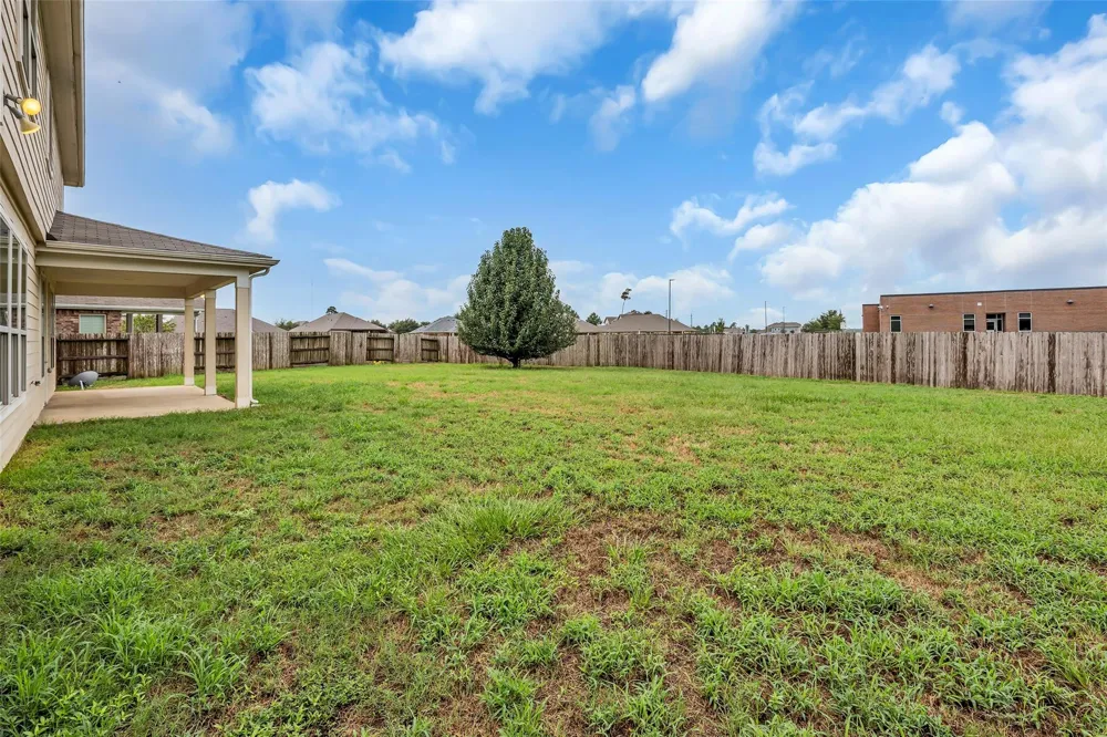 20519 Pembridge Green Drive Porter, TX 77365