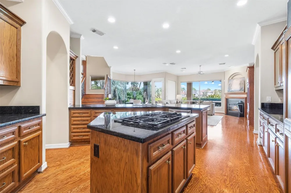 19006 Windsor Lakes Drive Houston, TX 77094