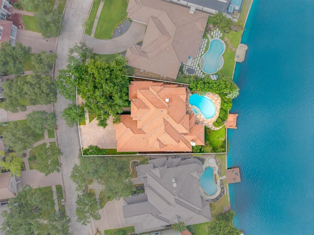 19006 Windsor Lakes Drive Houston, TX 77094