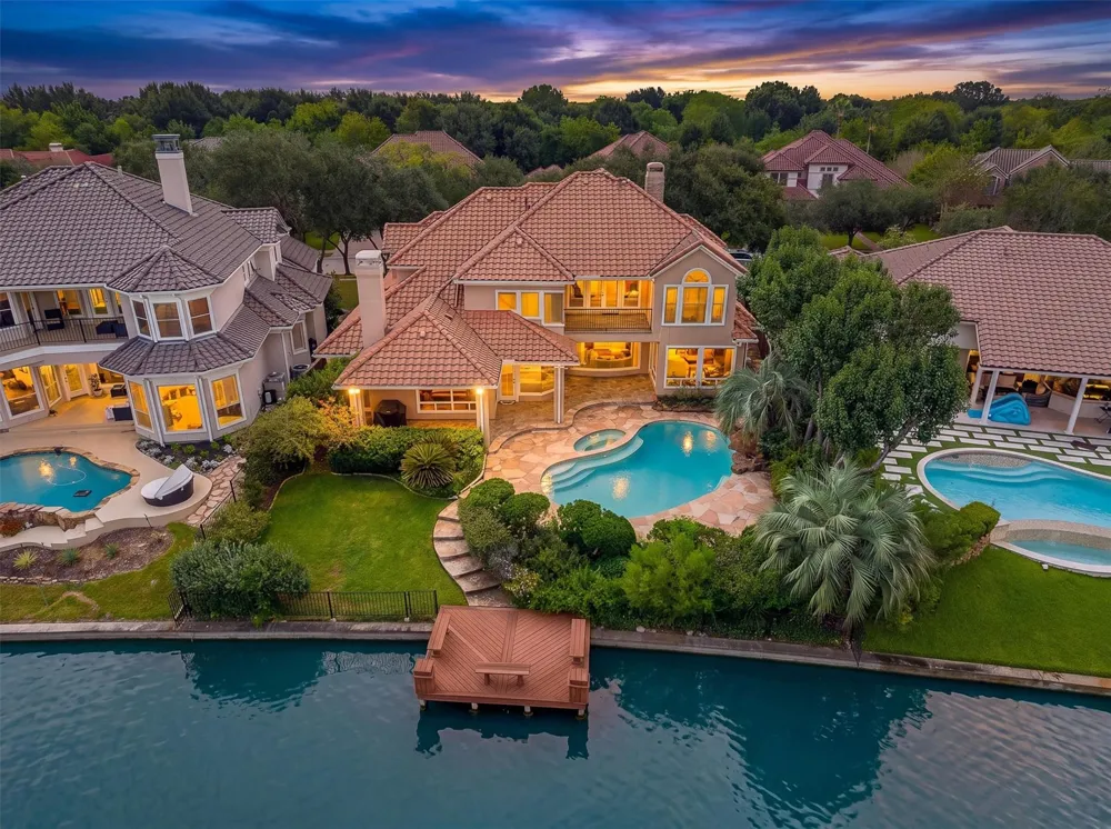 19006 Windsor Lakes Drive Houston, TX 77094