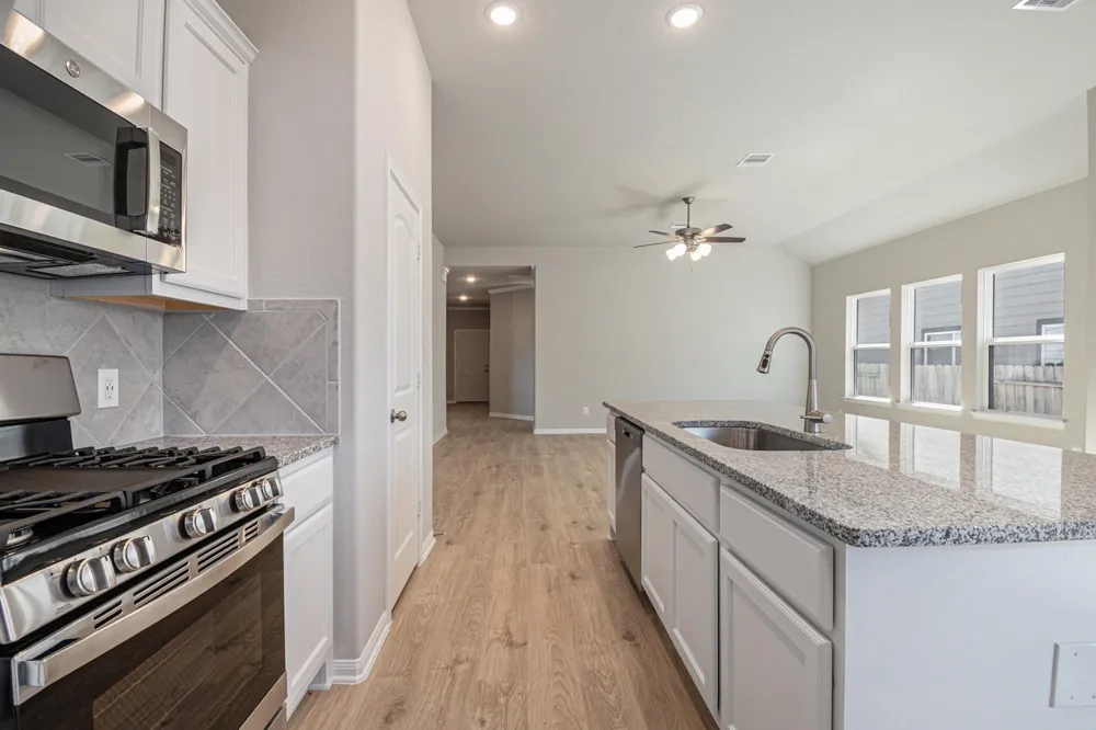 11021 Ondrea Lane Willis, TX 77318