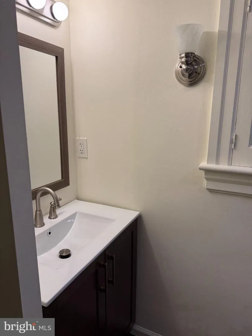 106 JEFFERSON AVENUE Wenonah, NJ 08090