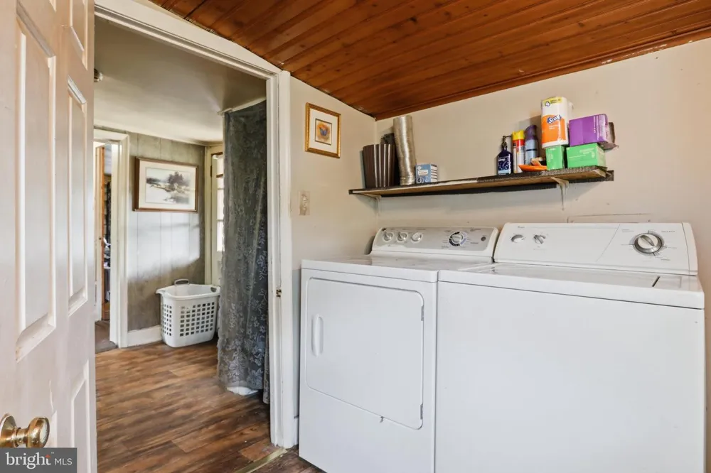4651 LEETOWN ROAD Summit Point, WV 25446