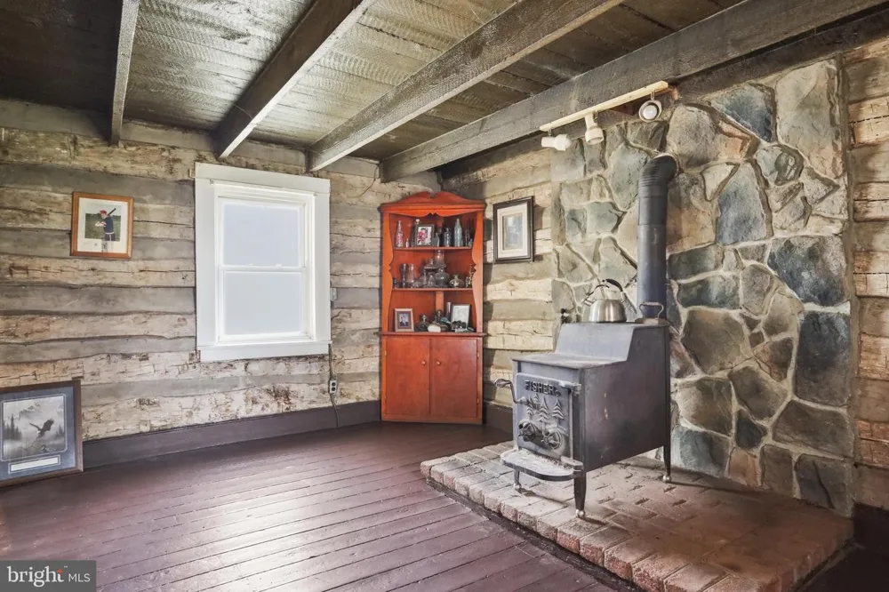 4651 LEETOWN ROAD Summit Point, WV 25446