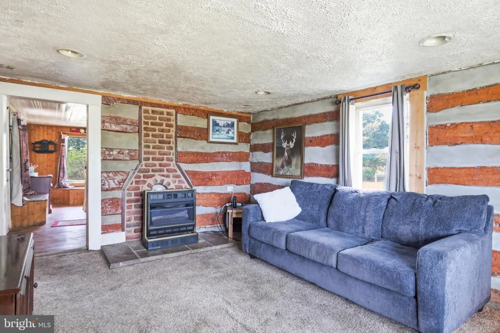 4651 LEETOWN ROAD Summit Point, WV 25446